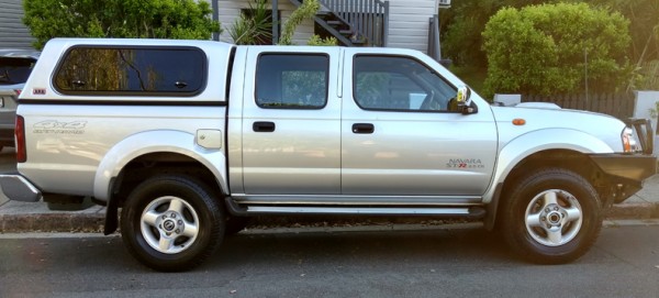 IMG_20170201, Ute after lift, small.jpg (258.36 KiB) Viewed 25678 times My Navarra after its 2 inch lift.